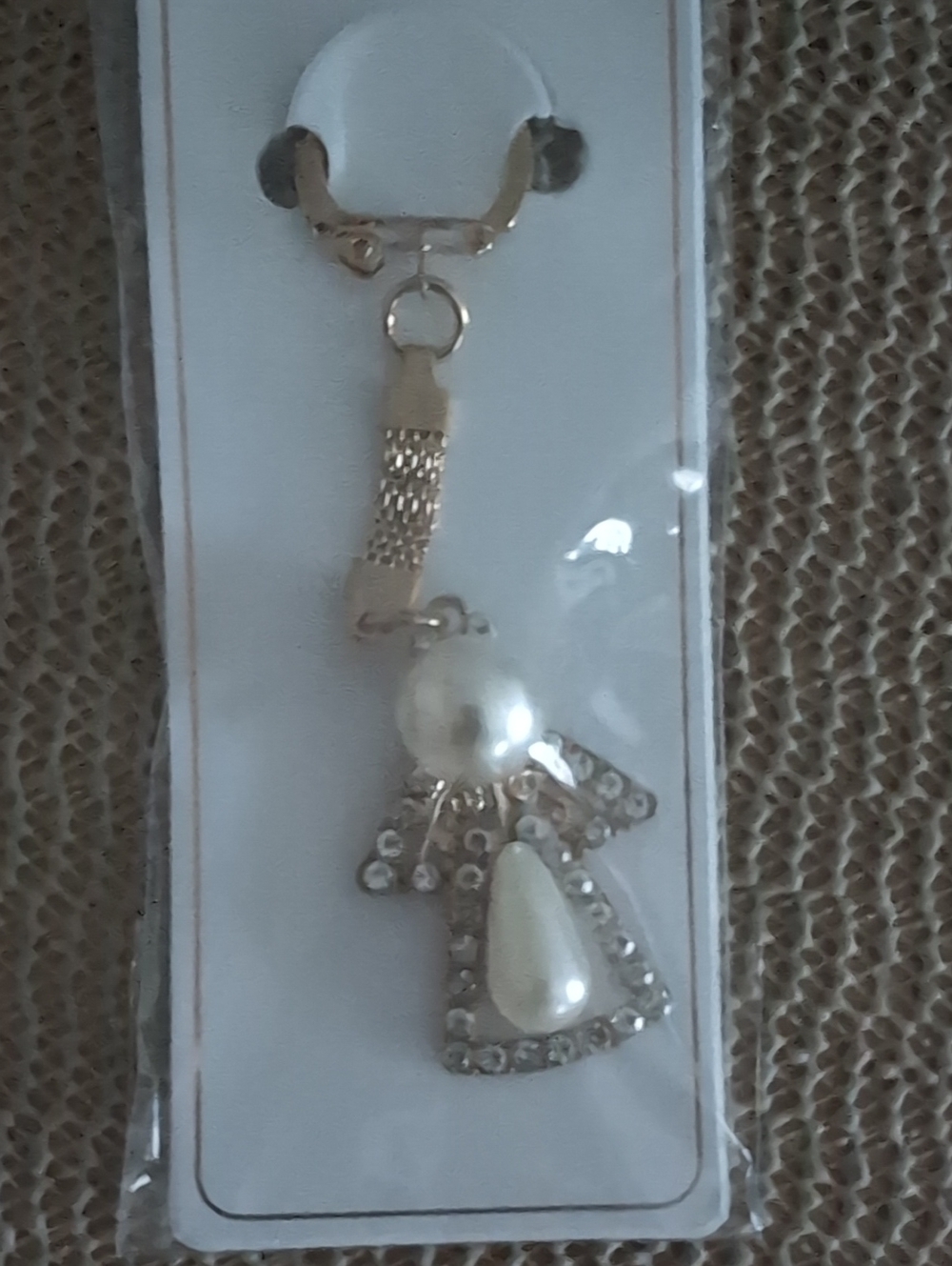 Gold-tone Pearl & Crystal Angel Keychain Charm New - Picture 2 of 3